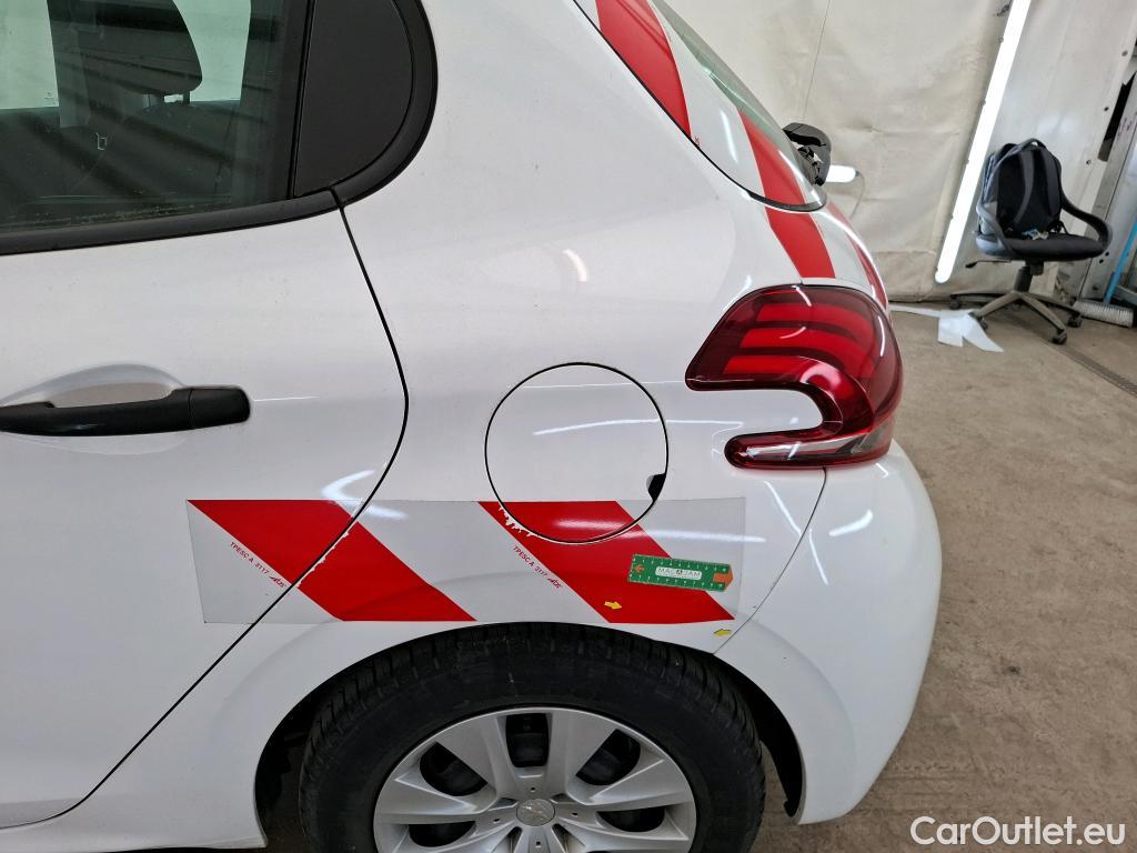  Peugeot  208  Affaire Premium 1.6 HDi 75CV BVM5 E6 #1
