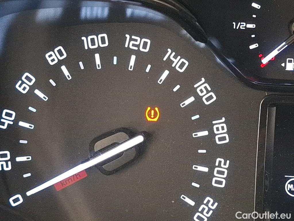  Citroen  C3  Feel 1.2 PureTech 80CV BVM5 E6d #8