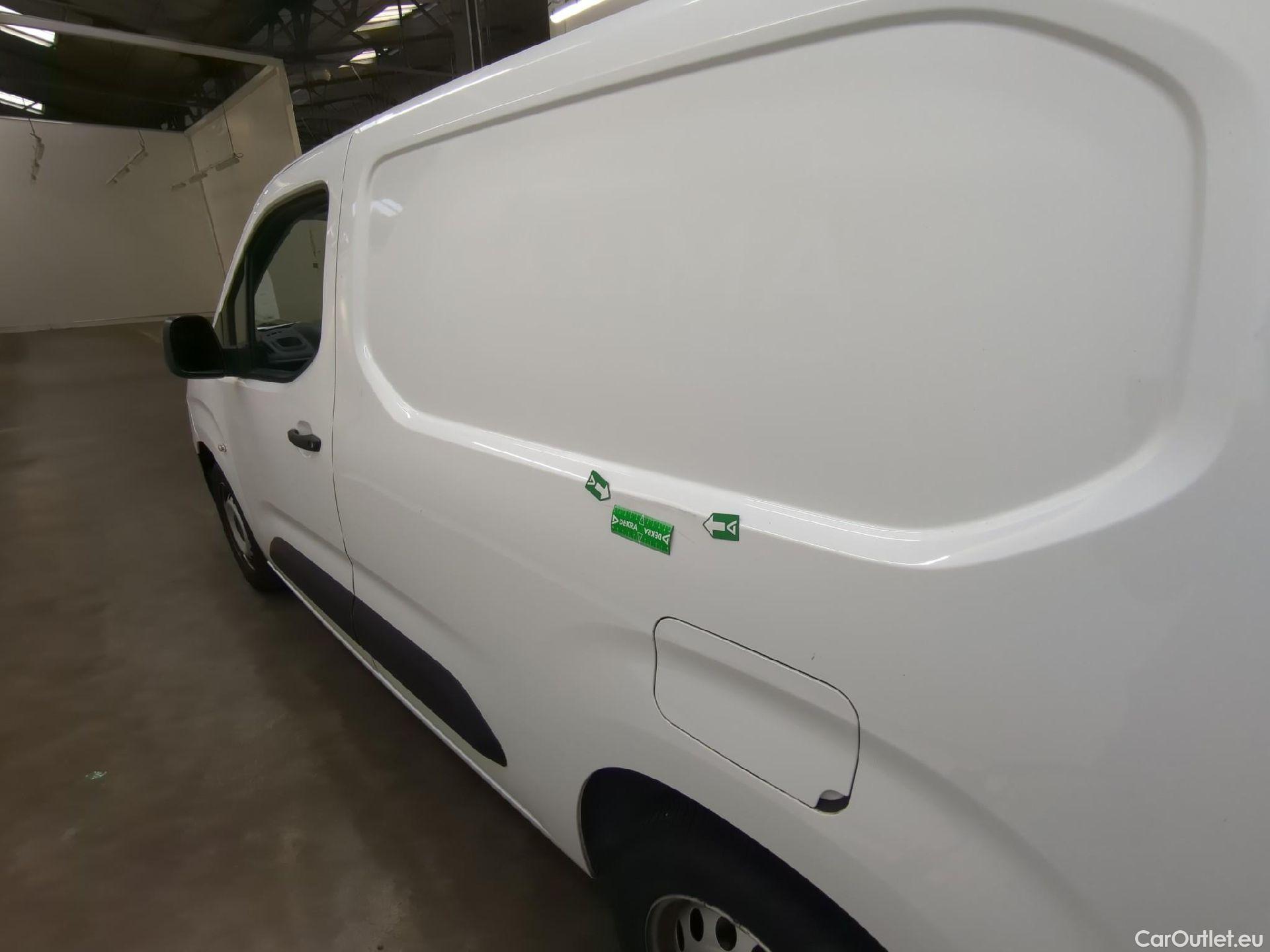  Citroen  Berlingo  Fourgon Club M 650 1.5 BlueHDi 130CV BVM6 E6dT #20