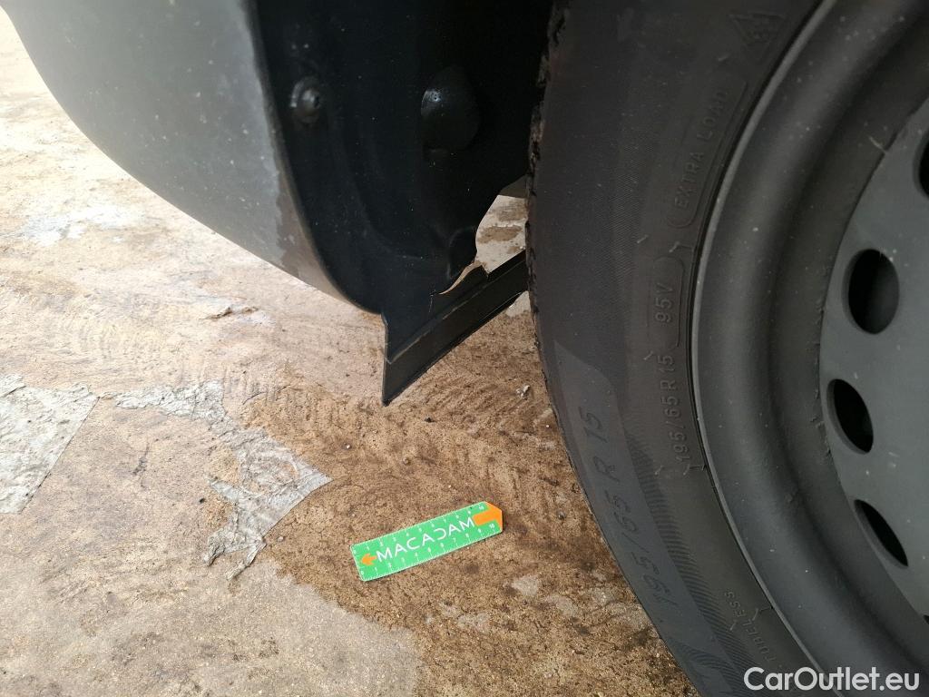  Renault  Kangoo  II Express Extra (Série Spéciale) 1.5 dCi 80CV BVM6 E6dT #31