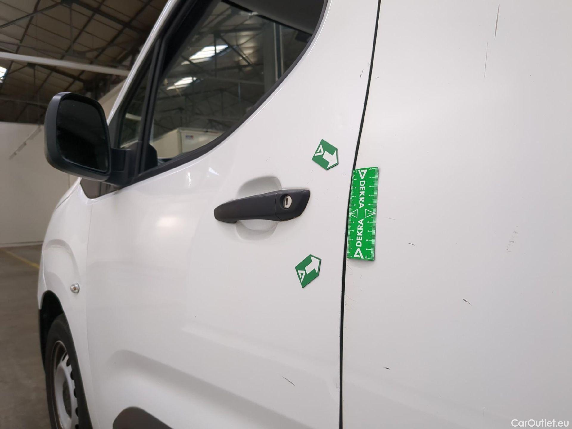  Citroen  Berlingo  Fourgon Club M 650 1.5 BlueHDi 130CV BVM6 E6dT #19