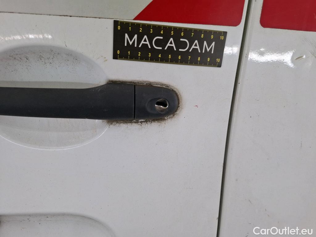  Renault  Kangoo  II Express Maxi Extra (Série Spéciale) 1.5 dCi 95CV BVM6 E6dT #32