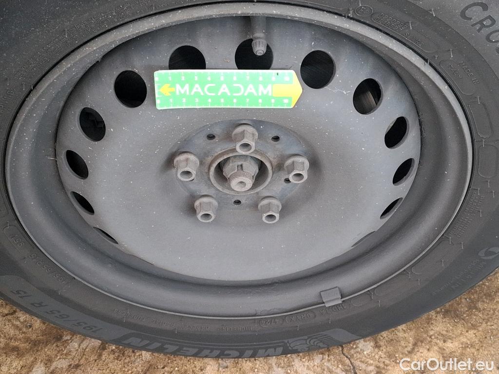  Renault  Kangoo  II Express Extra (Série Spéciale) 1.5 dCi 80CV BVM6 E6dT #38