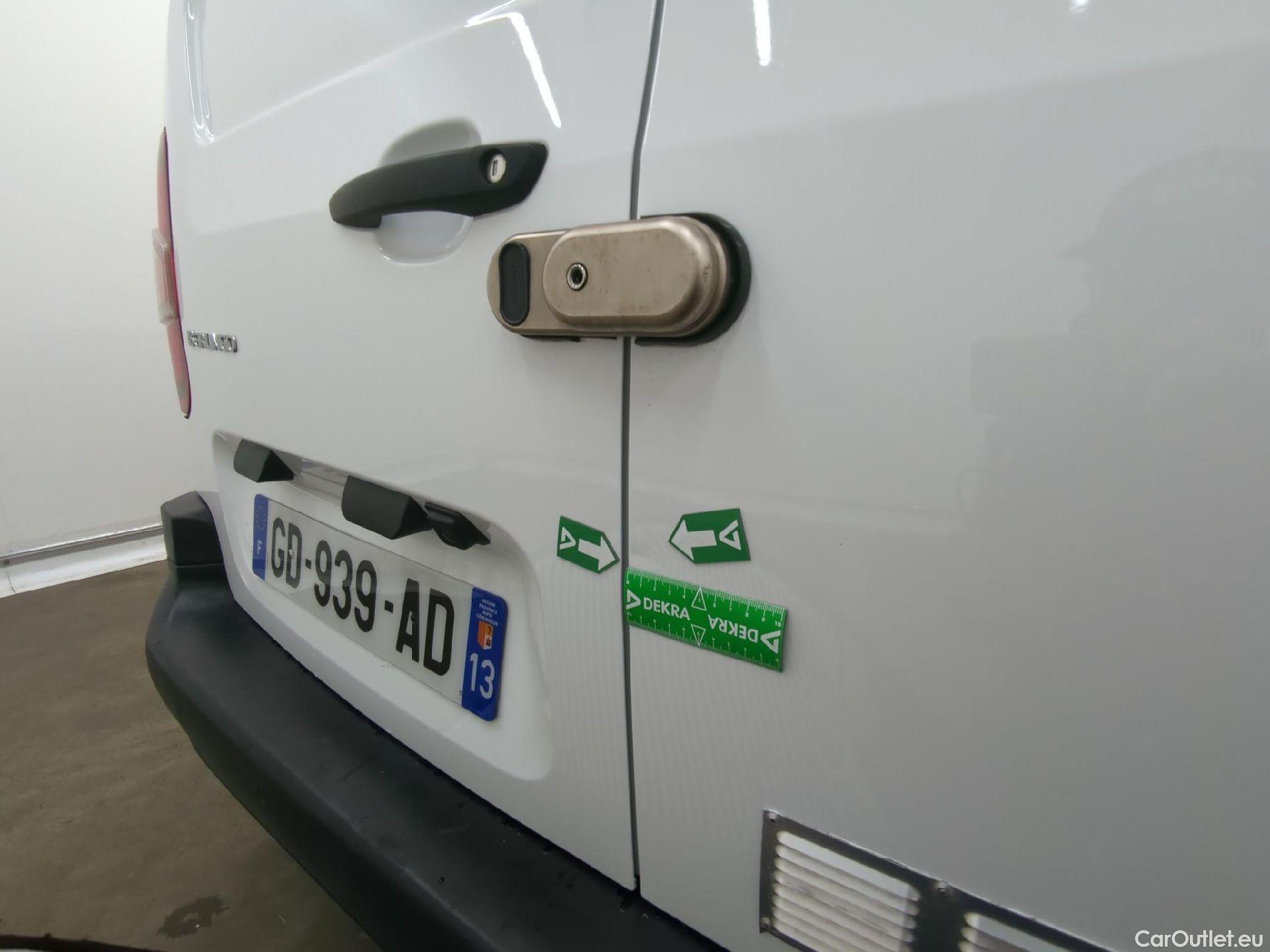 Citroen  Berlingo  Fourgon Club M 650 1.5 BlueHDi 130CV BVM6 E6dT #28