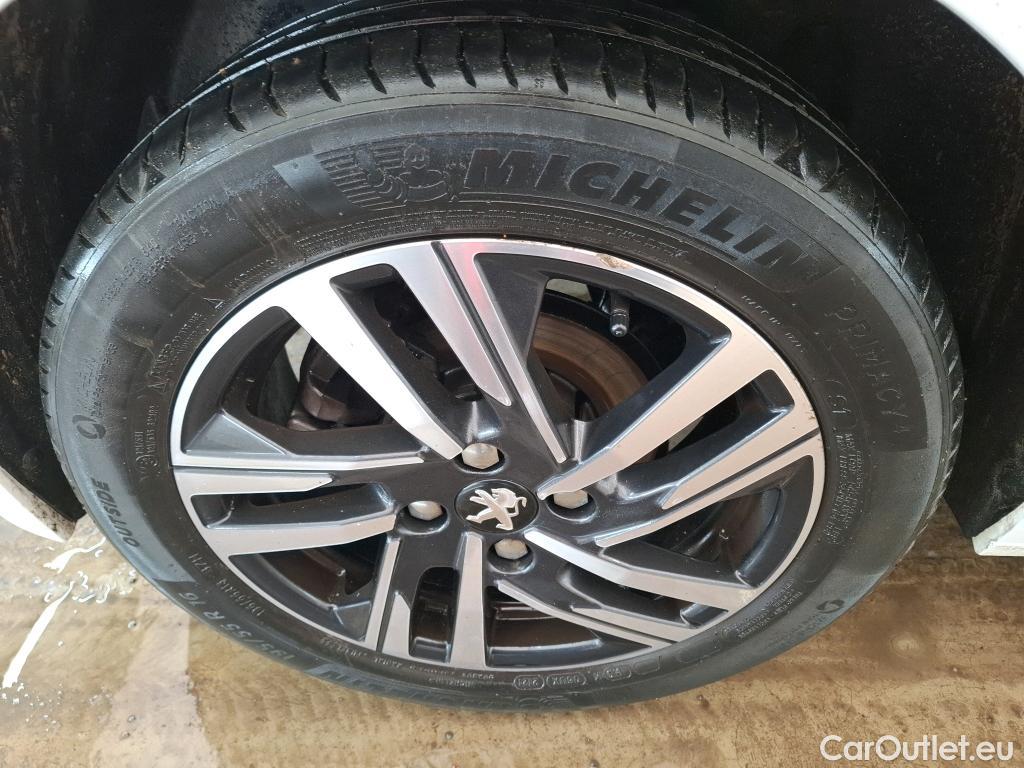  Peugeot  208  Allure Business 1.2 PureTech 100CV BVM6 E6d #8