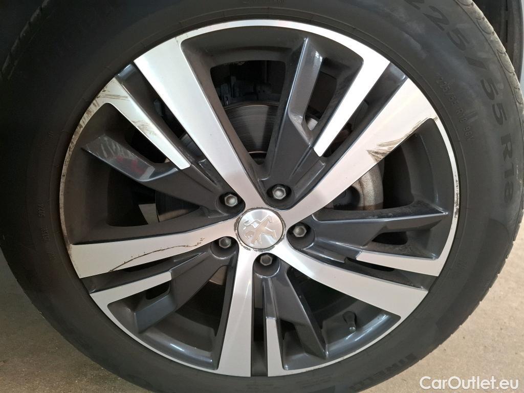  Peugeot  3008  Allure Business 1.2 PureTech 130CV BVA8 E6dT #36