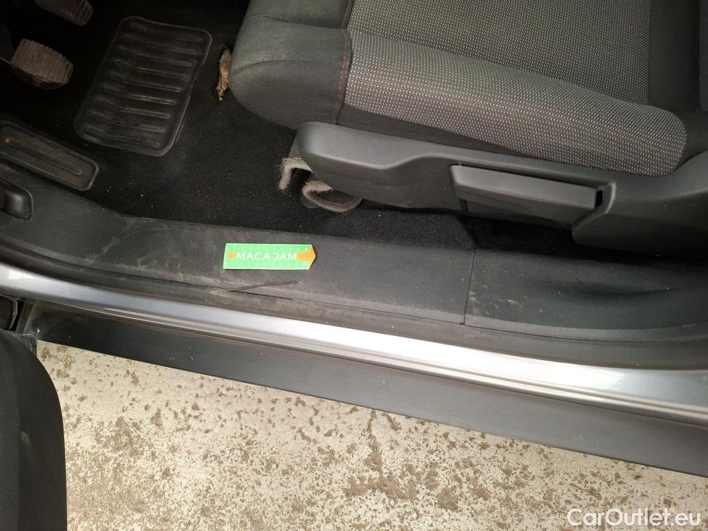  Citroen  C4 Cactus  Feel Business 1.2 PureTech 110CV BVM6 E6d #11