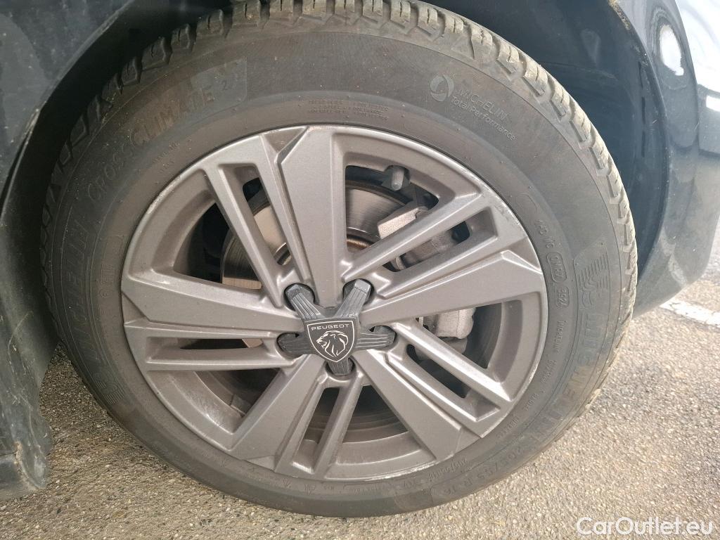  Peugeot  308  Active Pack 1.2 PureTech 130CV BVA8 E6d #70