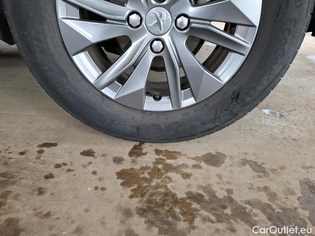  Peugeot  2008  Style 1.2 PureTech 130CV BVA8 E6d #23