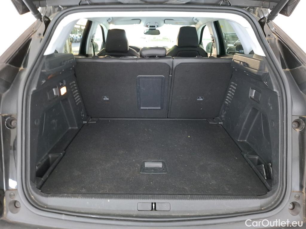  Peugeot  3008  Allure Business 1.2 PureTech 130CV BVA8 E6dT #18