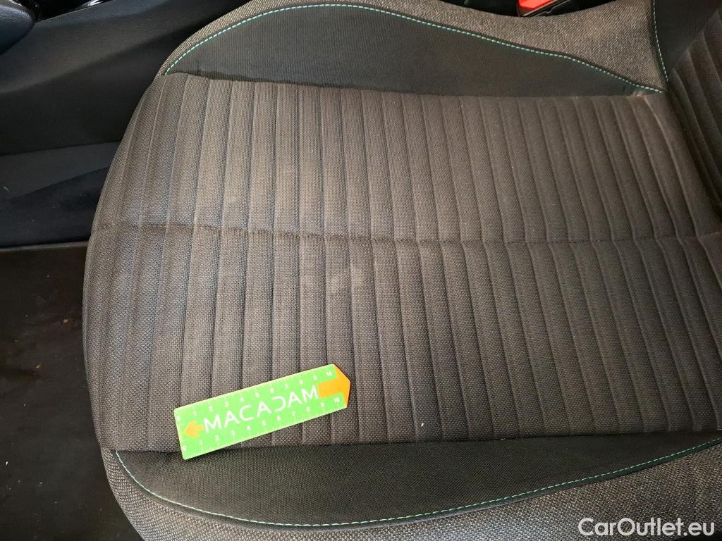  Peugeot  2008  Style 1.2 PureTech 130CV BVA8 E6d #26