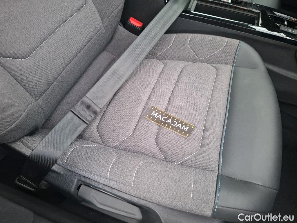  Citroen  C4 CITROEN  X / 2022 / 4P / Berline PureTech 130 S&S EAT8 Feel Pack #46