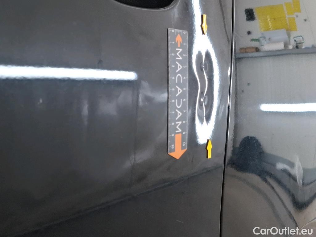  Citroen  C4  X Feel Pack 1.2 PureTech 130CV BVA8 6E #2