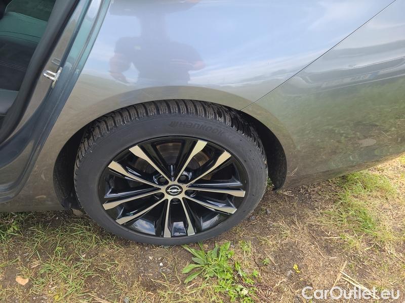  Opel  Insignia  Sports  Tourer (2017) Ins.ST 2.0CDTI 128 Ultimate AT #6