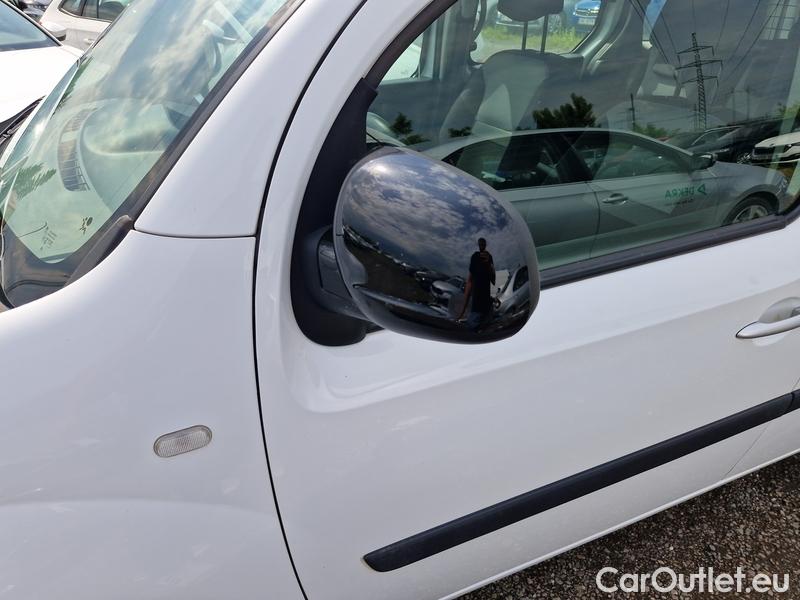  Renault  Kangoo  2 (2008)  1.5BdCi 95 Zen 5d #2