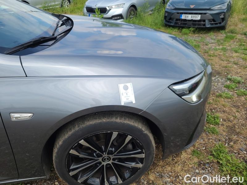  Opel  Insignia  Sports  Tourer (2017) Ins.ST 2.0CDTI 128 Ultimate AT #15