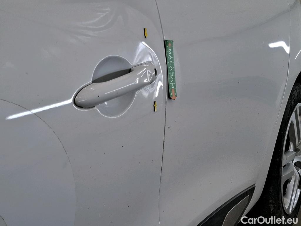  Renault  Clio  IV Zen 1.5 dCi 90CV BVM5 E6 #2