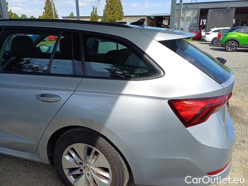  Skoda  Octavia  Combi (NX3)(2020) Oct.C.2.0TDI 110 4x4 Ambit AT #9