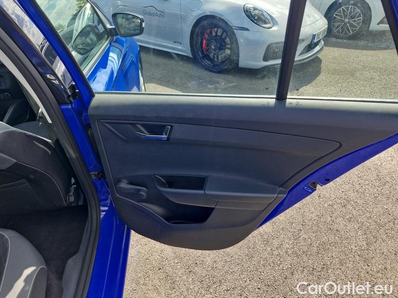  Skoda  Fabia  Combi (2015) Com.1.0TSI 70 Ambition 5d #27