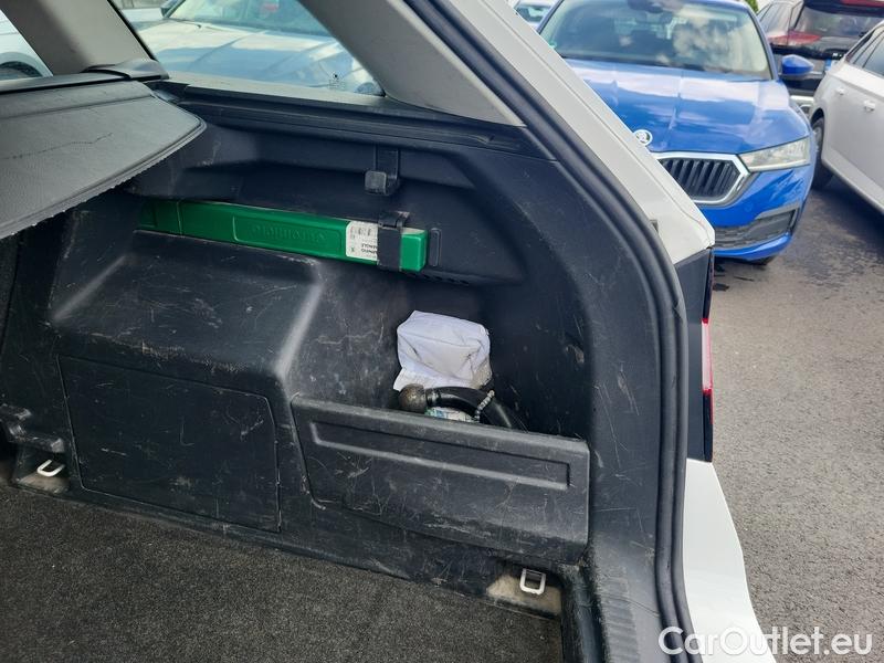  Skoda  Fabia  Combi (2015)  Com.1.0TSI 70 Ambition #28