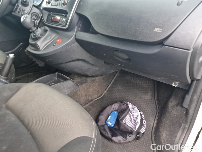  Renault  Kangoo  III (03.2021->)  1.5BdCi 95 Zen 5d #44