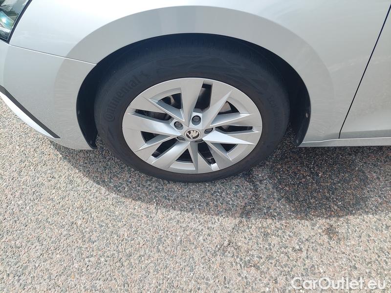  Skoda  Octavia  Combi (NX3)(2020) Oct.Combi 1.5TSI 110 Style #3