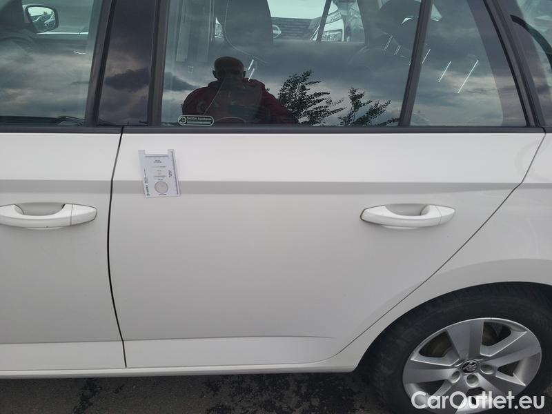  Skoda  Fabia  Combi (2015)  Com.1.0TSI 70 Ambition #9