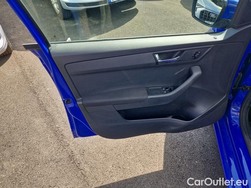  Skoda  Fabia  Combi (2015) Com.1.0TSI 70 Ambition 5d #4