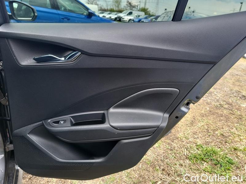  Skoda  Fabia  (PJ3) (2021)  1.0 MPI 70 Style 5d #17