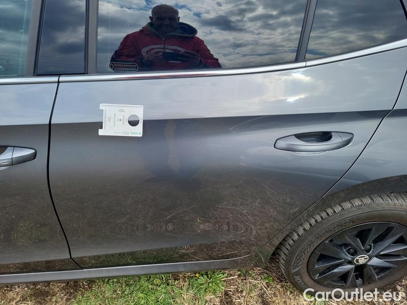  Skoda  Fabia  (PJ3) (2021)  1.0 MPI 70 Style 5d #5