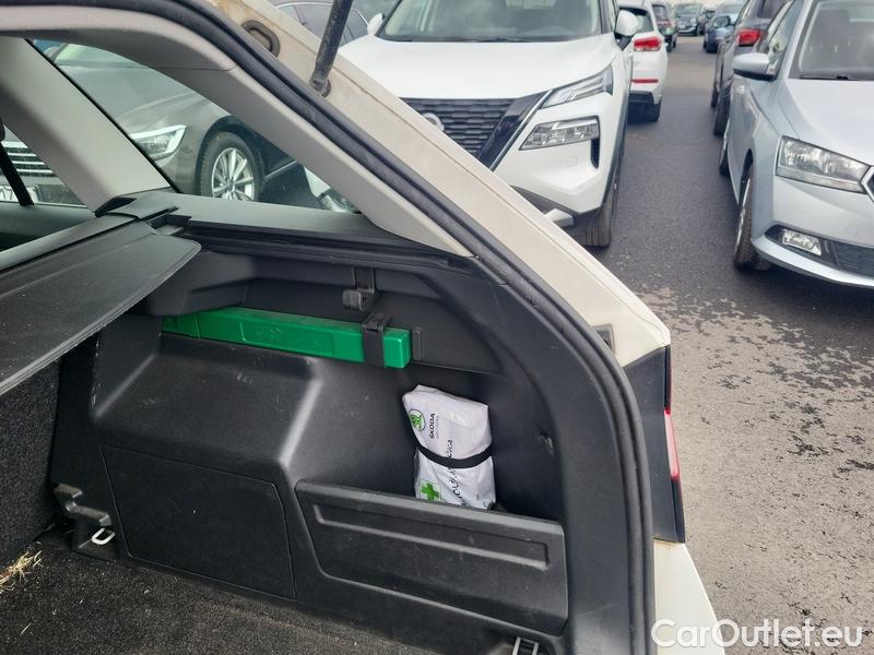  Skoda  Fabia  Combi (2015)  Com.1.0TSI 70 Ambition #16