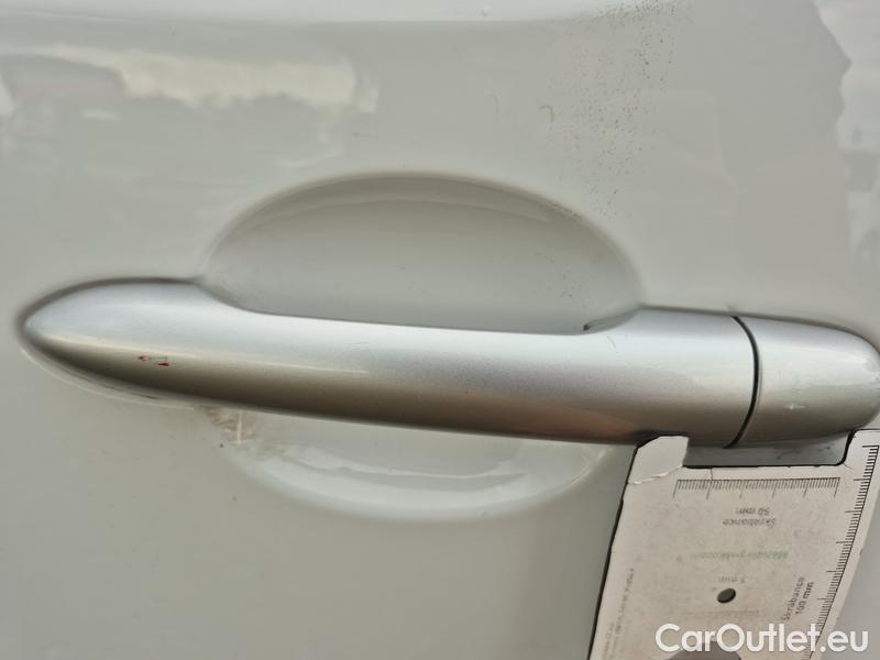 Renault  Kangoo  2 (2008)  1.5BdCi 95 Zen 5d #17