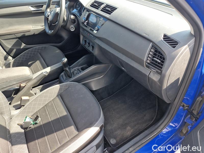  Skoda  Fabia  Combi (2015) Com.1.0TSI 70 Ambition 5d #33