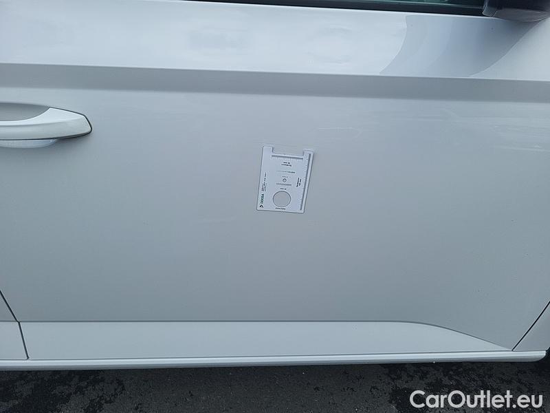  Skoda  Fabia  Combi (2015)  Com.1.0TSI 70 Ambition #40