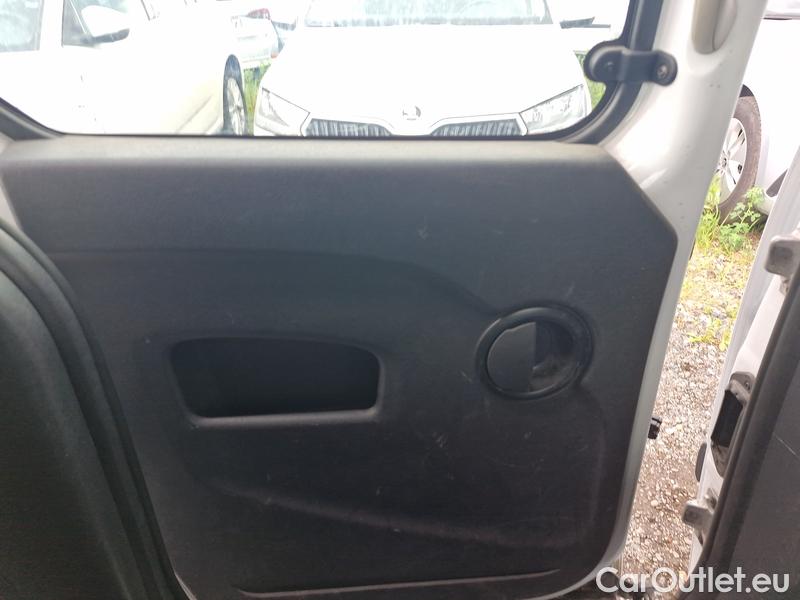  Renault  Kangoo  III (03.2021->)  1.5BdCi 95 Zen 5d #34