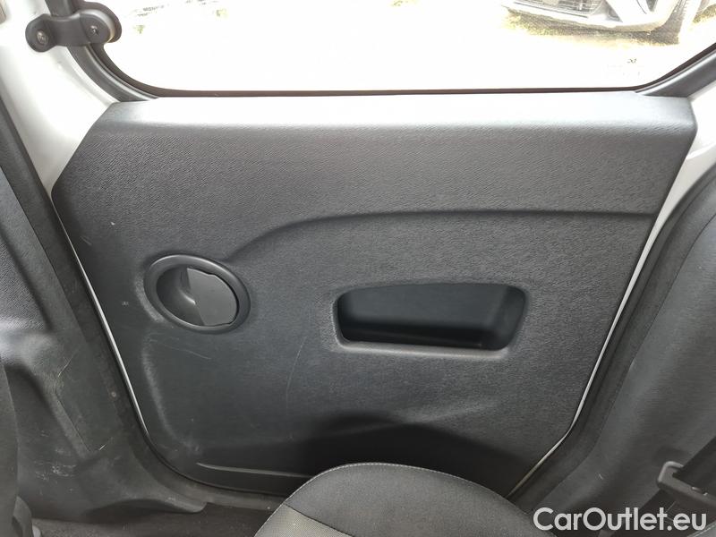  Renault  Kangoo  2 (2008)  1.5BdCi 95 Zen 5d #26