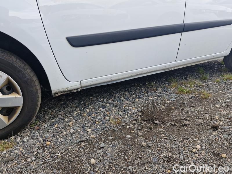  Renault  Kangoo  III (03.2021->)  1.5BdCi 95 Zen 5d #26