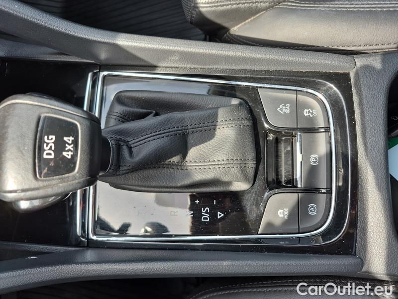  Skoda  Kodiaq  (2016)  2.0 TDI 147 L&K 4x4 AT #28