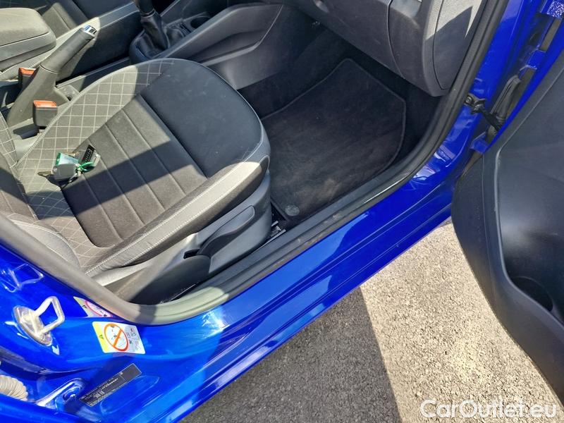  Skoda  Fabia  Combi (2015) Com.1.0TSI 70 Ambition 5d #30