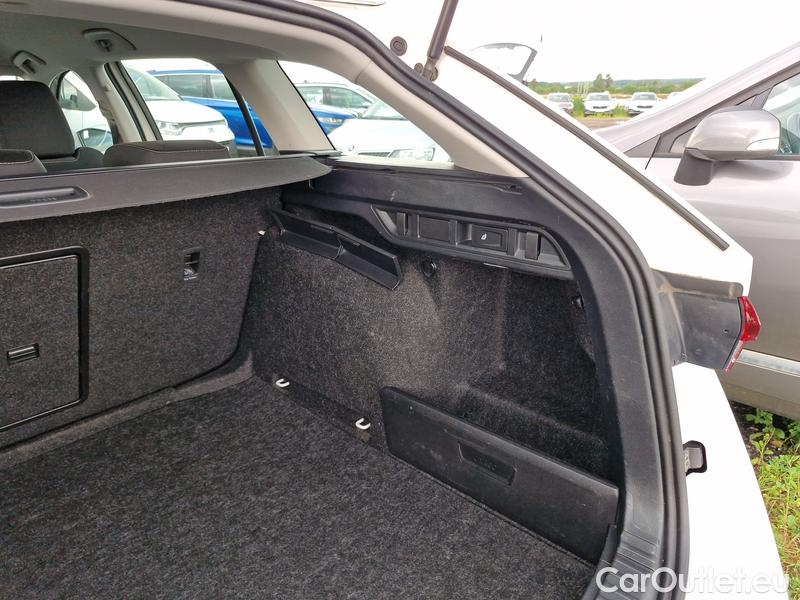  Skoda  Octavia  Combi (NX3)(2020) Oct.Combi 2.0TDI 85 Style #13