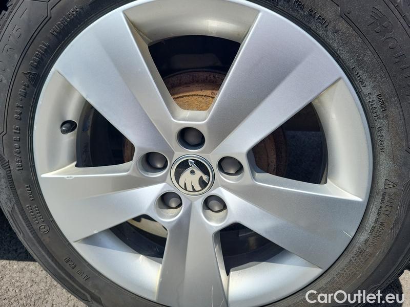  Skoda  Fabia  Combi (2015)  Com.1.0TSI 70 Ambition #19