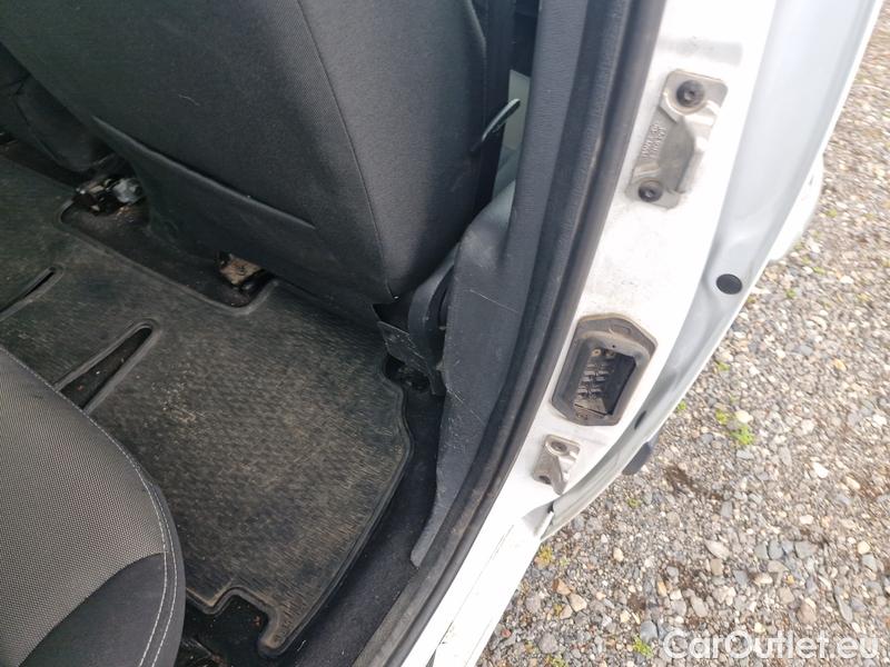  Renault  Kangoo  III (03.2021->)  1.5BdCi 95 Zen 5d #19