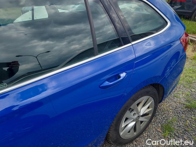  Skoda  Octavia  Combi (NX3)(2020) Oct.Combi 2.0TDI 110 Style AT #4