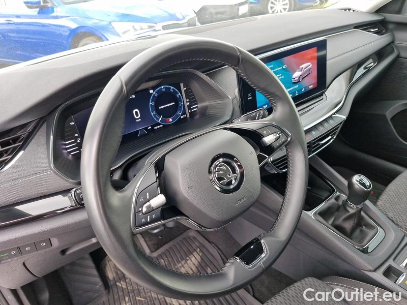  Skoda  Octavia  Combi (NX3)(2020) Oct.Combi 2.0TDI 85 Style #8