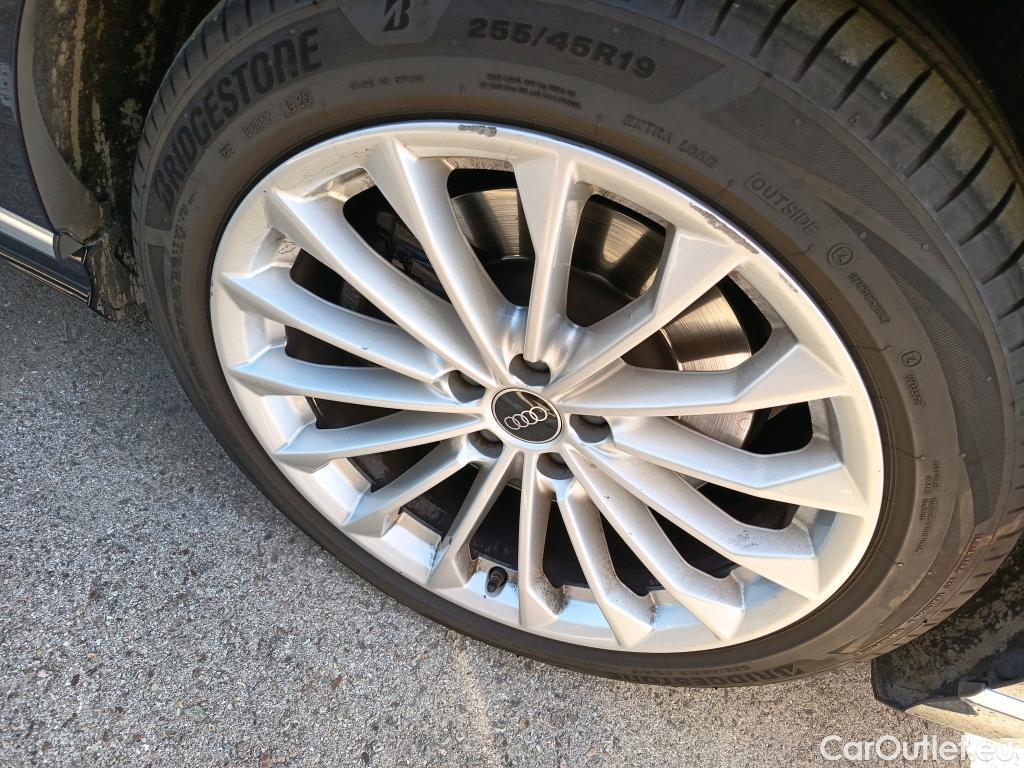  Audi  A8 AUDI  / 2021 / 4P / sedán L 60 TFSIe quattro tiptronic #3