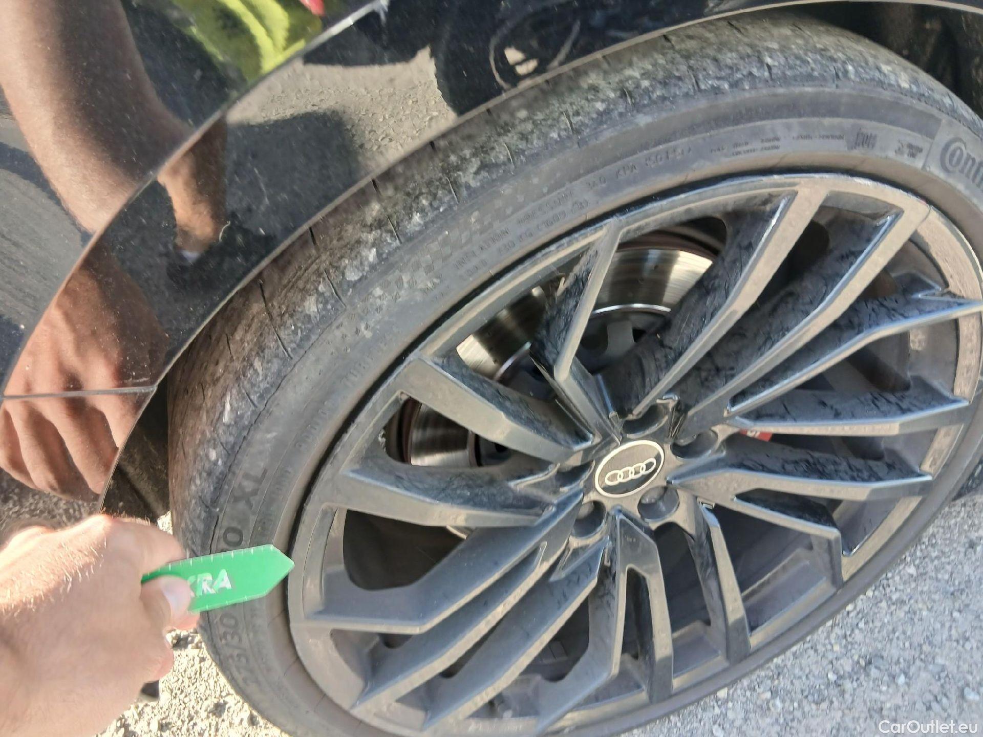  Audi  A5 Sportback AUDI A5 / 2019 / 5P / berlina con portón RS 5 2.9 TFSI quattro Sportback #40
