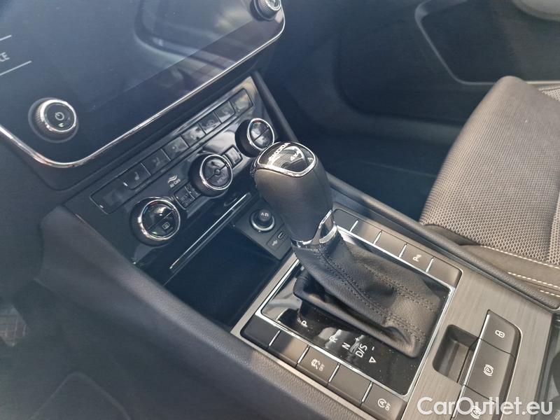  Skoda  Superb  (3V3)(2015)  2.0TSI 206 Style 4x4 AT #8