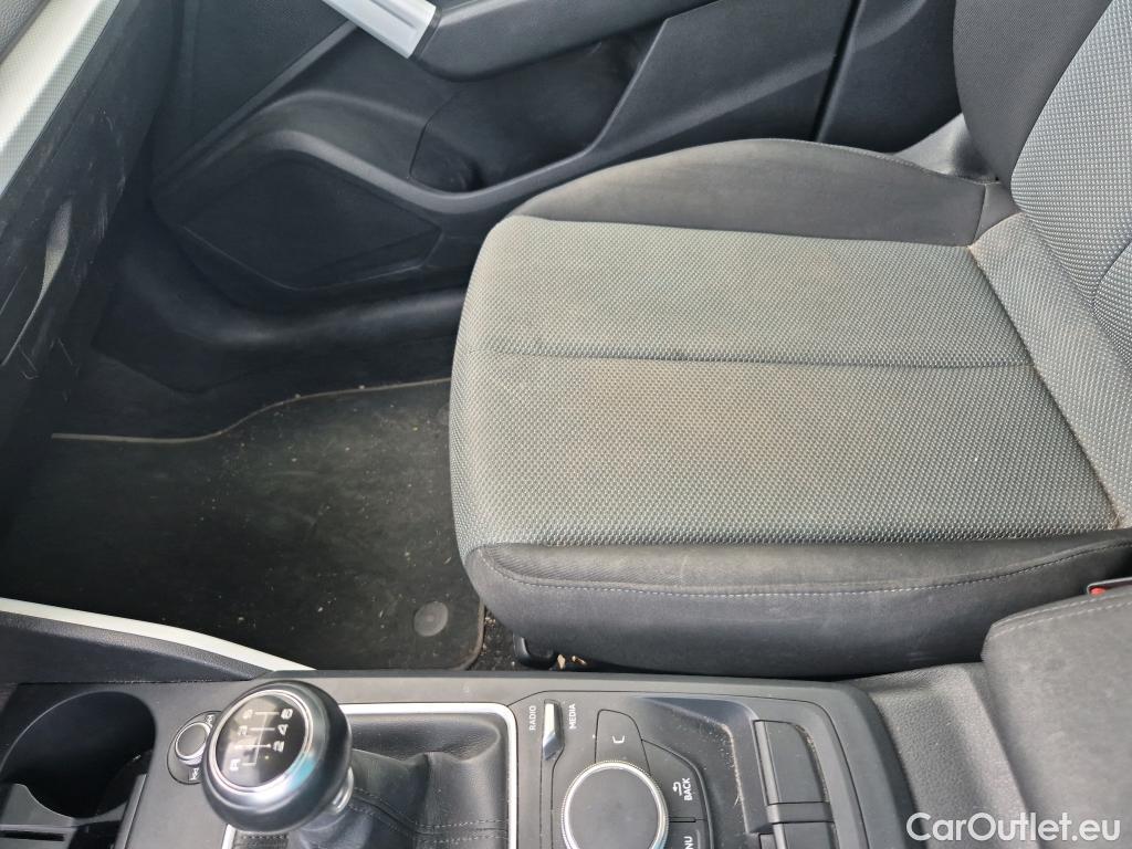  Audi  Q2 AUDI  / 2016 / 5P / todoterreno Design 30 TFSI 85kW (116CV) (AC) #20