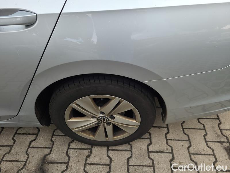  Volkswagen  Golf  VIII Variant (CG5) 2020 Var.1.0TSI 81 Life 5d #12