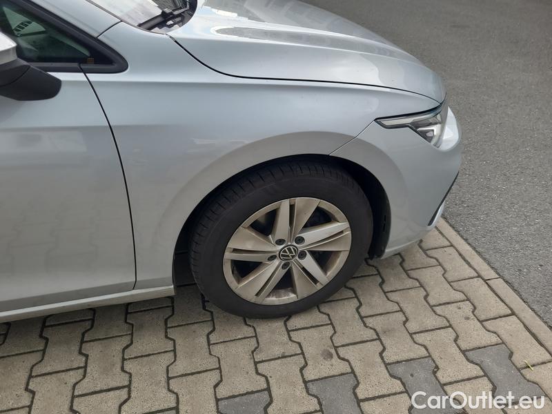  Volkswagen  Golf  VIII Variant (CG5) 2020 Var.1.0TSI 81 Life 5d #22